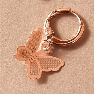 3/$30 ❤️ Rose Gold Dainty Butterfly Earrings